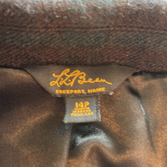 L.L. Bean  - NWOT Dark Green & Brown Plaid Blazer - size 14P - Picture 3 of 5